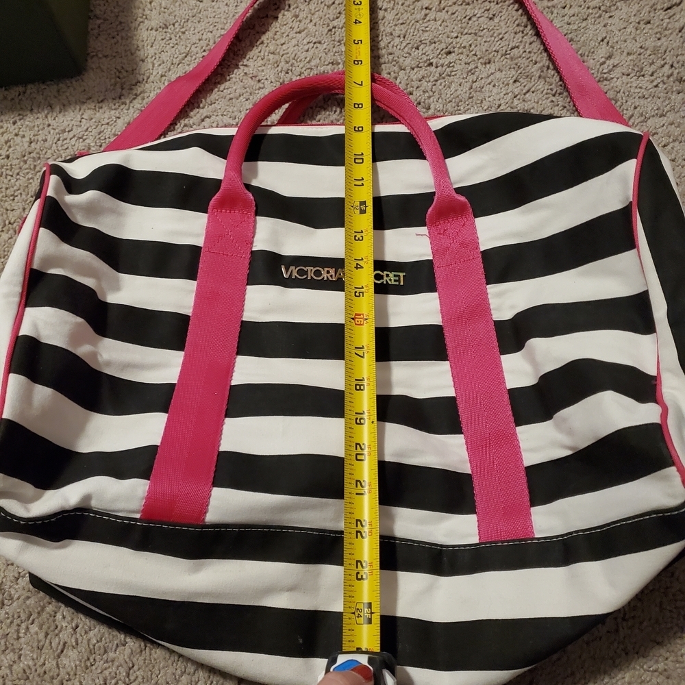 Victoria's Secret Striped Duffle Style Weekend Bag with Pink Handles - Picture 2 of 9
